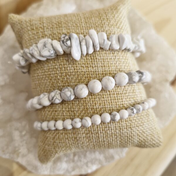bracelet howlite